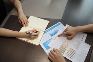 初创企业为什么需要人力外包？真实案例解析